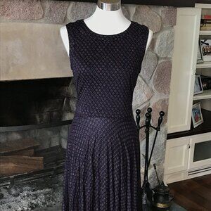 'LOFT' Burgundy Patterned Black Dress - Size Medium